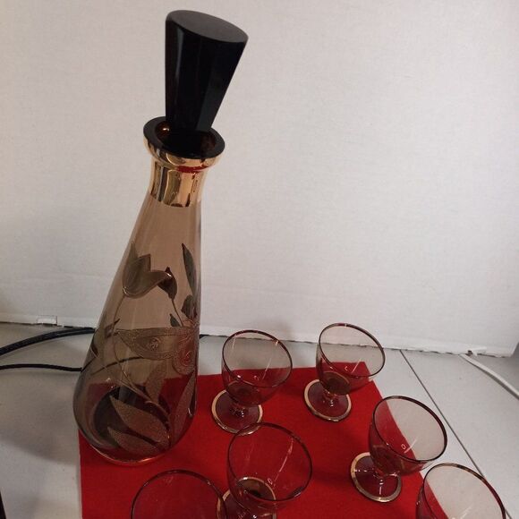 Vintage Amber Glass Decanter and 6 Cordial Glasses - Picture 11 of 12